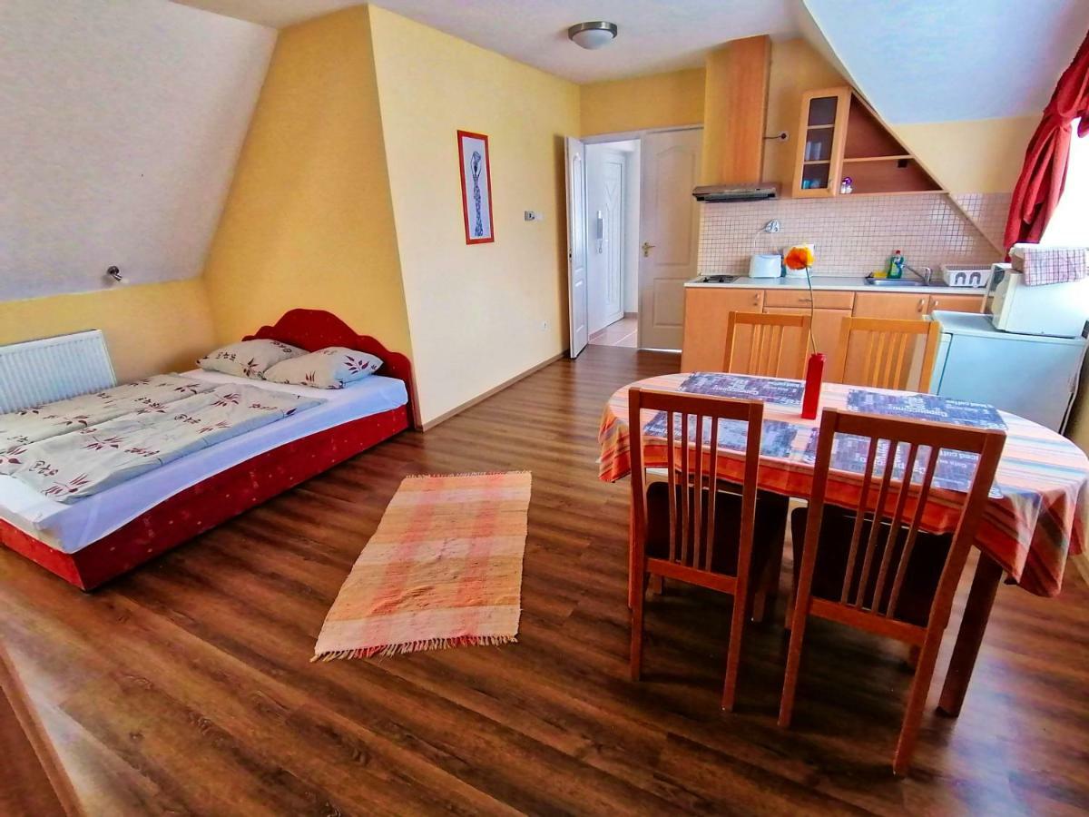 Villa Aida Apartman Hajdúszoboszló Extérieur photo
