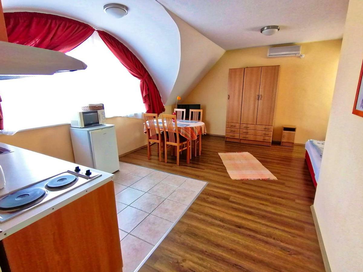 Villa Aida Apartman Hajdúszoboszló Extérieur photo