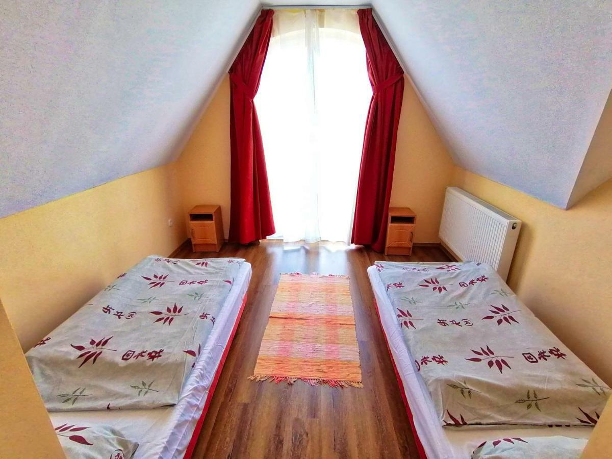Villa Aida Apartman Hajdúszoboszló Extérieur photo