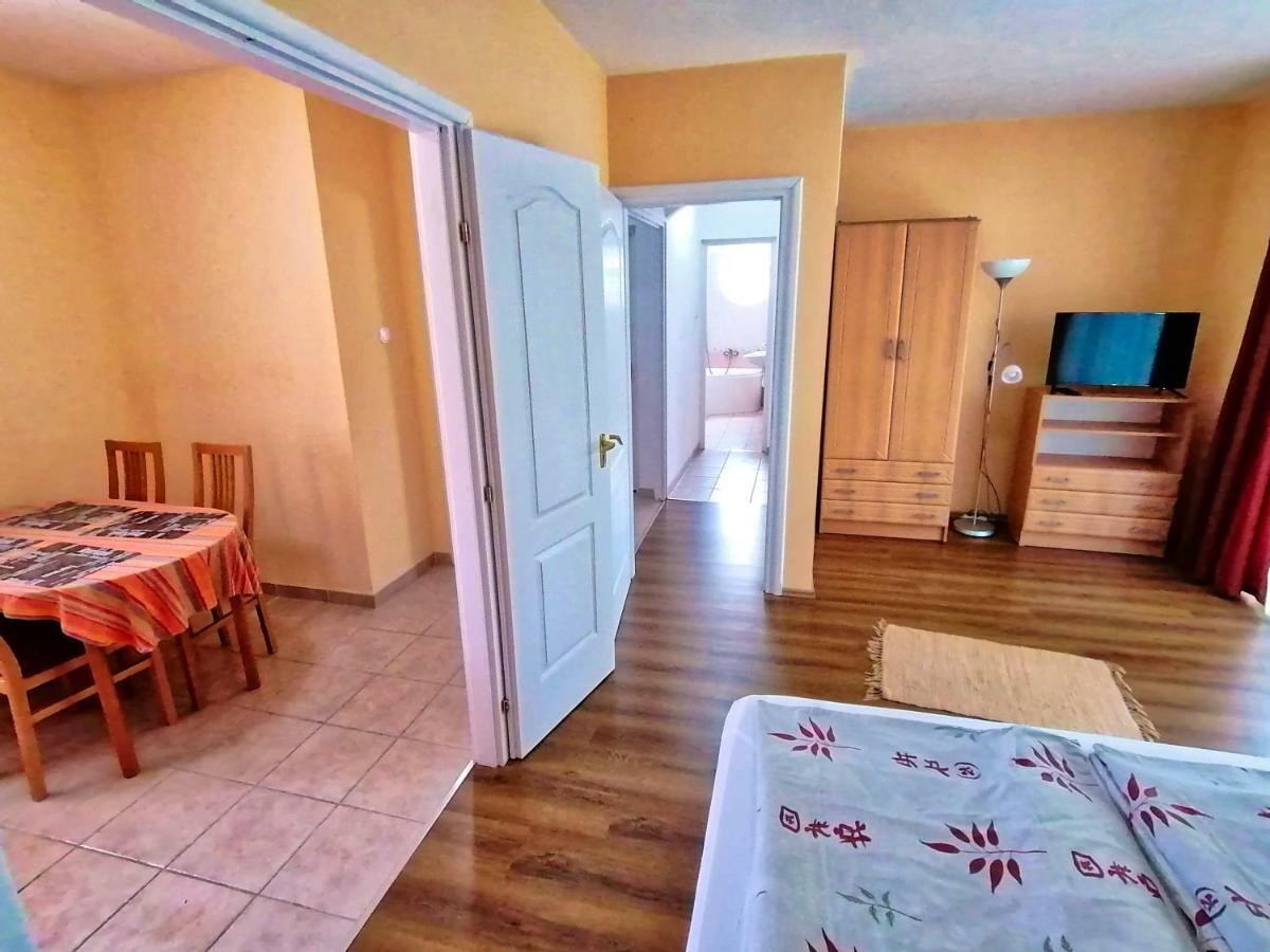 Villa Aida Apartman Hajdúszoboszló Extérieur photo